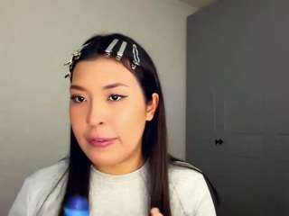 Live webcam model coraldockum on Soda Cams