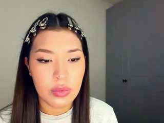 Live webcam model coraldockum on Soda Cams