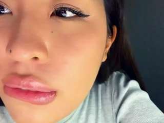 Live webcam model coraldockum on Soda Cams