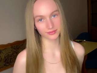 Live webcam model danettemateja on Soda Cams