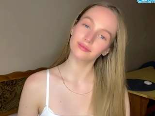 Live webcam model danettemateja on Soda Cams