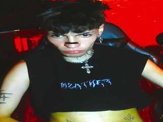 Darknexxx-Official — LIVE on Camsoda