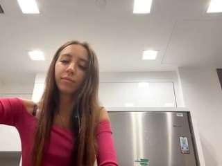 Live webcam model gemmaminix on Soda Cams