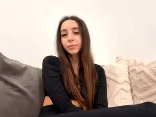 Live webcam model gemmaminix on Soda Cams