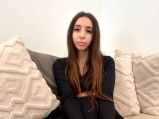 Live webcam model gemmaminix on Soda Cams