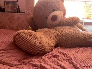 gretareddy Live Webcam on CamSoda