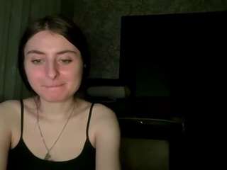 GretaReddy live cam preview