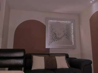 IsabellaMoretti live webcam show