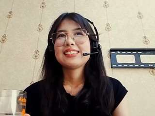 Live webcam model jeninenyberg on Soda Cams