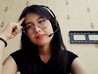 Live webcam model jeninenyberg on Soda Cams