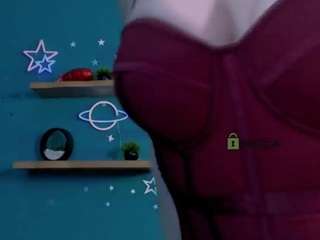 kora-cosmo1 Live Webcam on CamSoda