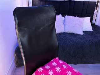 ladyraing Live Webcam on CamSoda