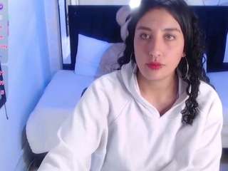 ladyraing live cam preview