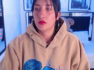 ladyraing live cam preview