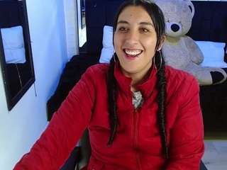 ladyraing live cam preview