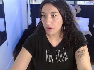 ladyraing live cam preview