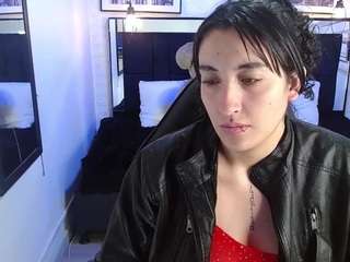 ladyraing live cam preview