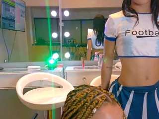 lindamia68's CamSoda show and profile