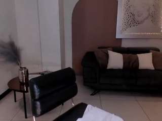 luciemartin's CamSoda show and profile