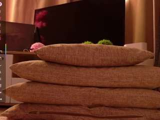 luisa-memoral live cam profile