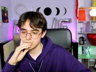 martin-neil Live Webcam on CamSoda