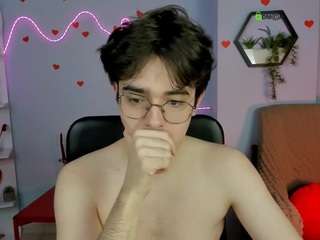 martin-neil's CamSoda show and profile