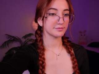 MilaFlame live webcam show