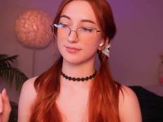 MilaFlame live webcam show