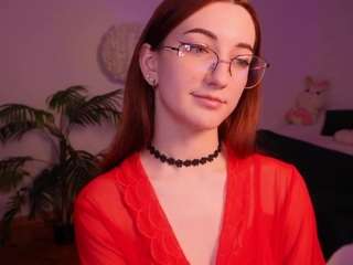 MilaFlame live webcam show