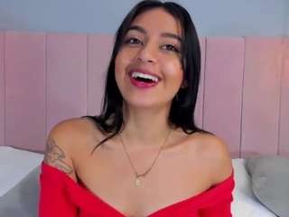 NicolleSweett04