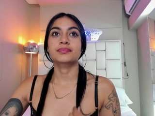 nicollesweett04 webcam