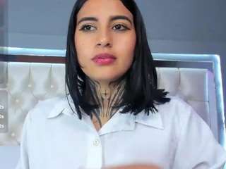 nicollesweett04