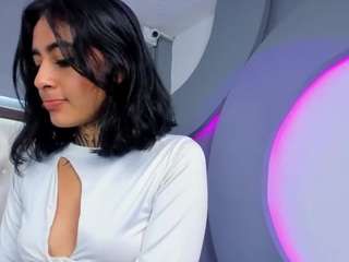 nicollesweett04