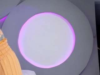 NicolleSweett04