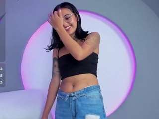NicolleSweett04