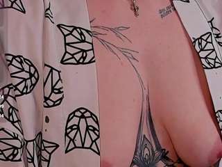 Amy-davisss's cam show statistics and live stream