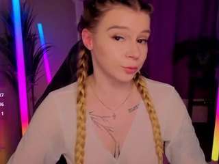 Amy live cam preview