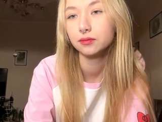 conceptionnegrete's CamSoda show and profile