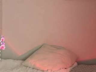 deanatamaro live cam profile