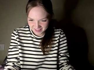 dinaorsini Live Webcam on CamSoda