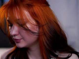 Live webcam model lourdesmanfredini on Soda Cams