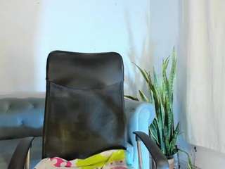 camilawood live cam profile