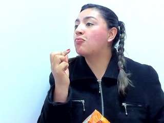 lexyy24's CamSoda show and profile