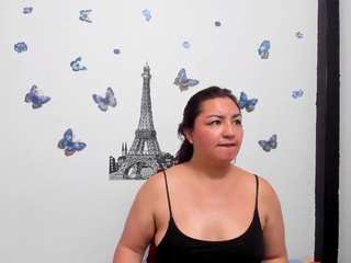 lexyy24 live webcam show