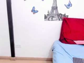 lexyy24 live webcam show