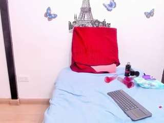 lexyy24 live webcam show