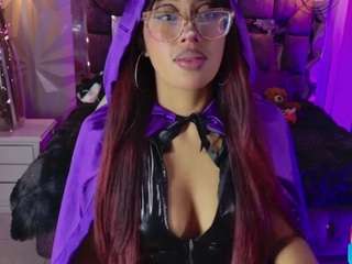 leyla-collinss webcam