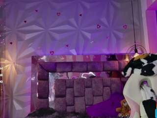 leyla-collinss webcam