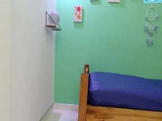 lisbethorney18 webcam