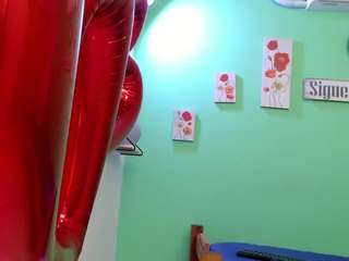 lisbethorney18's CamSoda show and profile